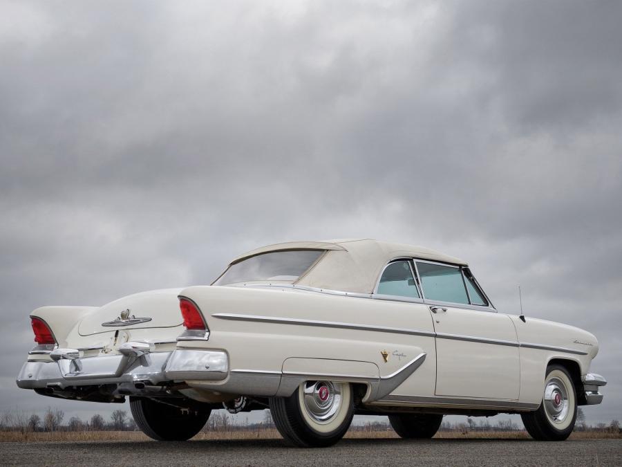  Lincoln Capri Special Custom Convertible (76A) 1955 года  (фото 32 из 39)